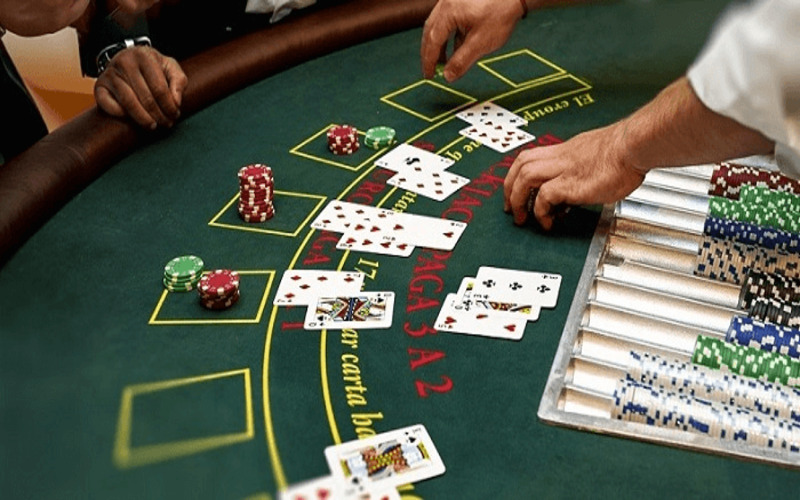 Liêng - Game bài chất lượng